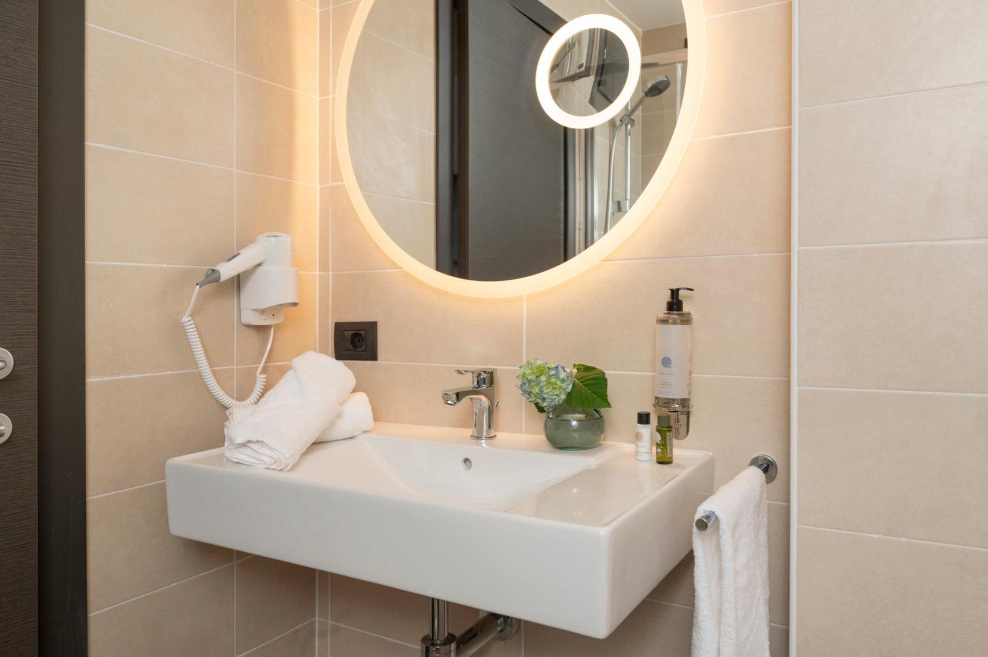 Hotel Plaza San Martino Siccomario Ngoại thất bức ảnh