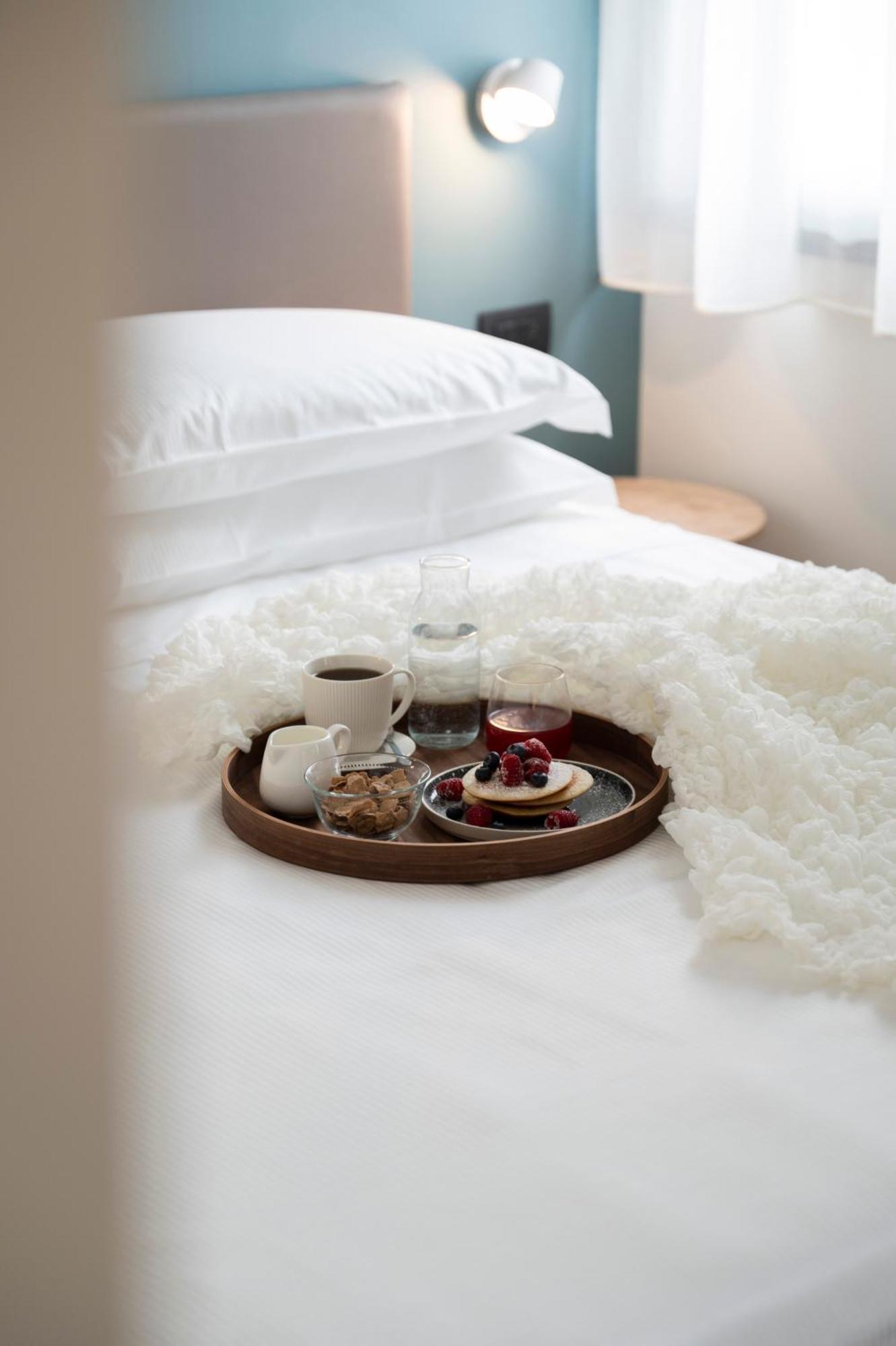 Hotel Plaza San Martino Siccomario Ngoại thất bức ảnh