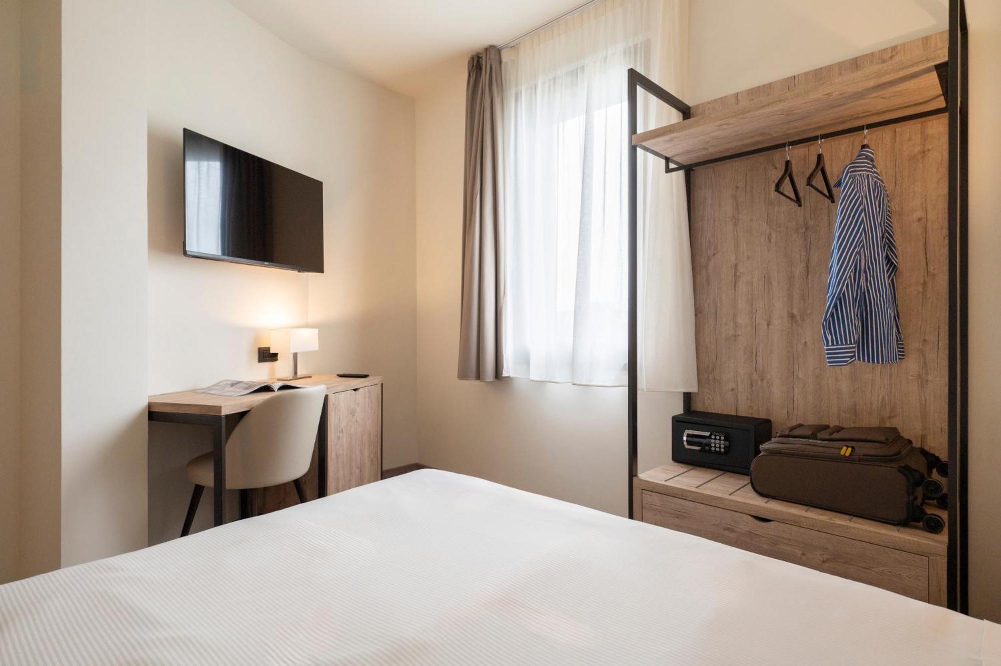 Hotel Plaza San Martino Siccomario Ngoại thất bức ảnh